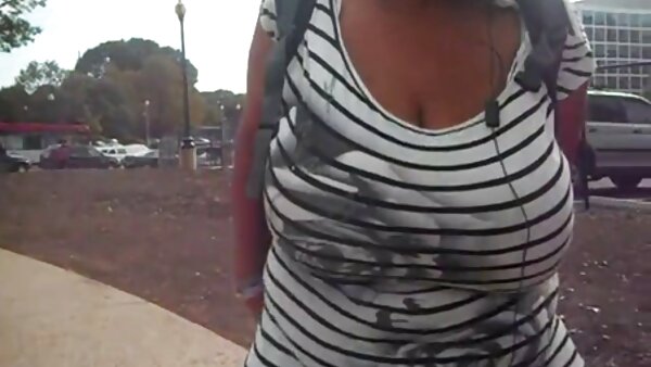 امرأة سمراء صغيرة tittied تمتص الديك وتحصل على الحمار مارس الجنس أمام المرآة من قبل افلام سكس ايطالي مترجم عربي روكو