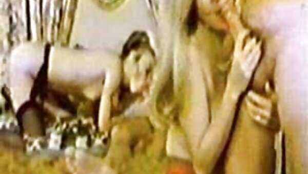 امرأة سمراء غريبة فاليري كاي افلام سكس مترجم عربي جديد تلعب بقذف المني في فمها ثم تركب الديك في الأعلى